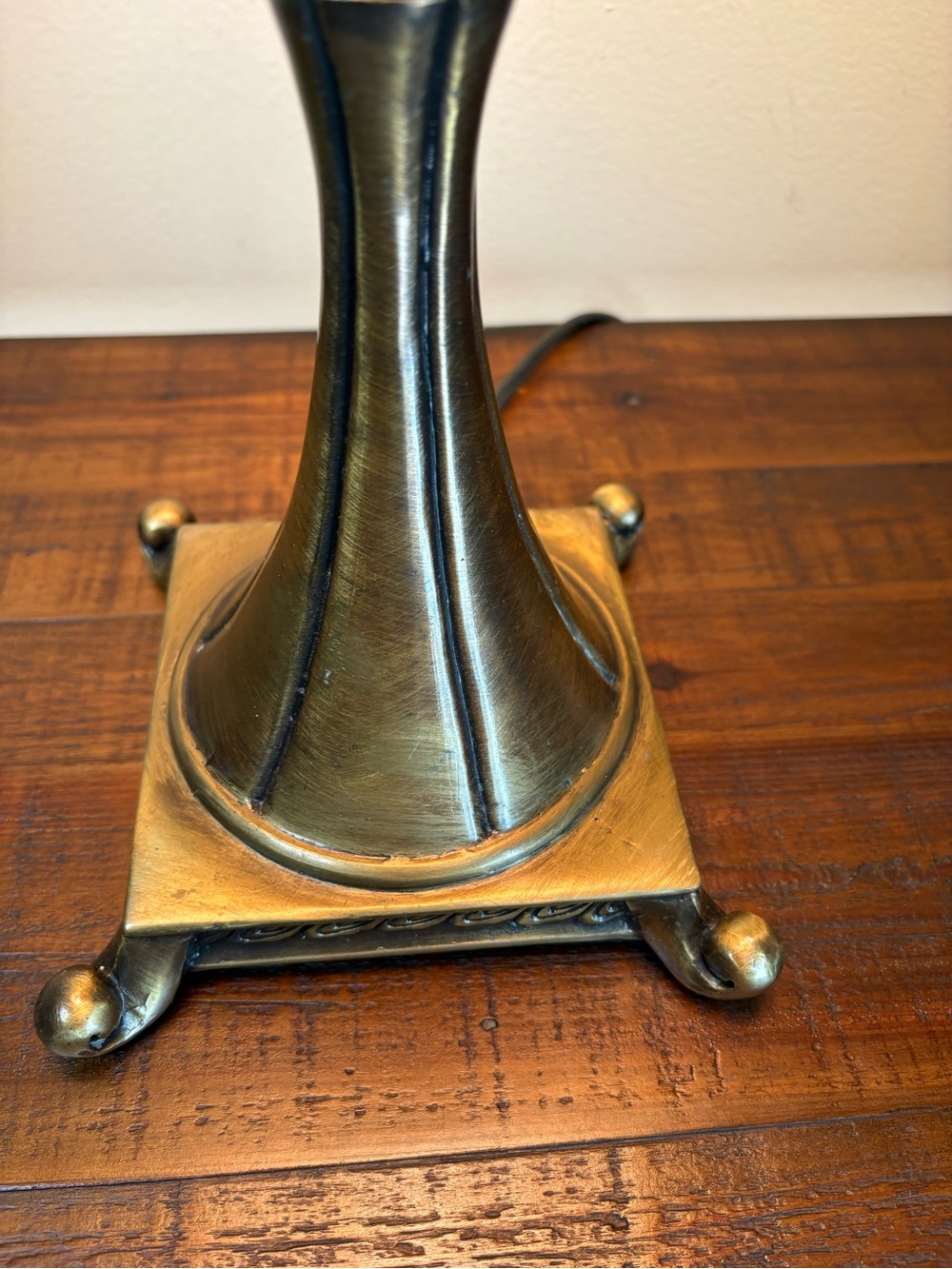 Vintage Lamp Featuring Brass Finish And Unique Geometric-Patterned Lamp Shade - Picture 4 of 16